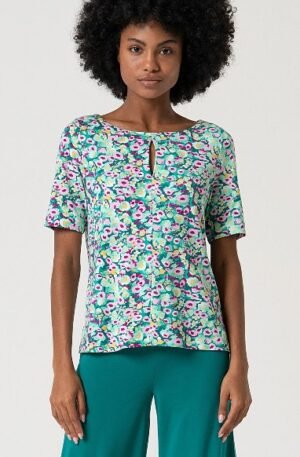 Camiseta escote barco verde
