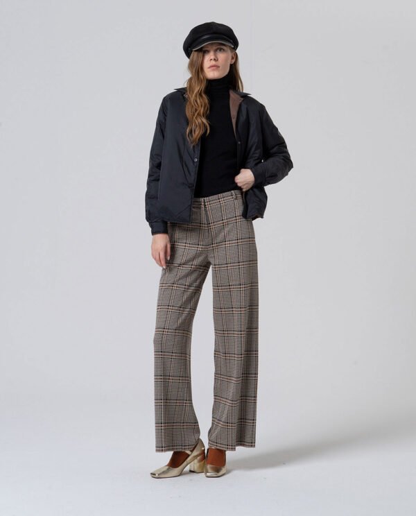 Pantalón recto jacquard negro. - Imagen 4