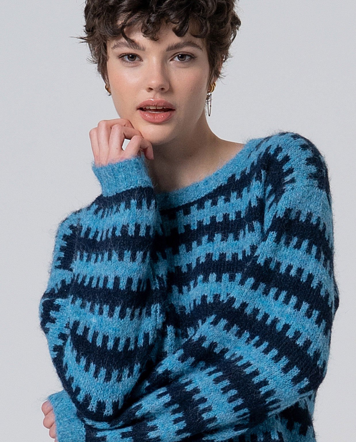 Jersey escote redondo azul. - Imagen 4