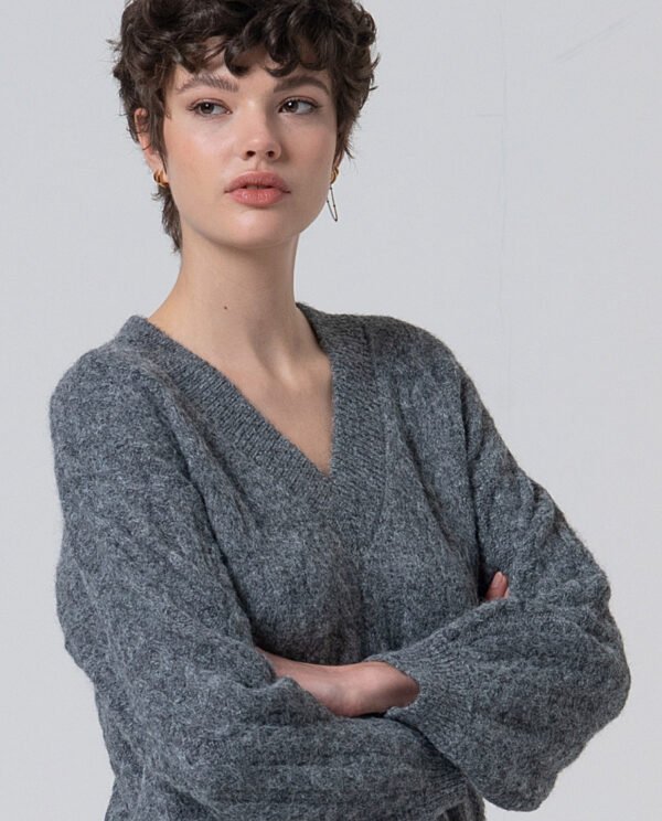 Jersey amplio color gris. - Imagen 2