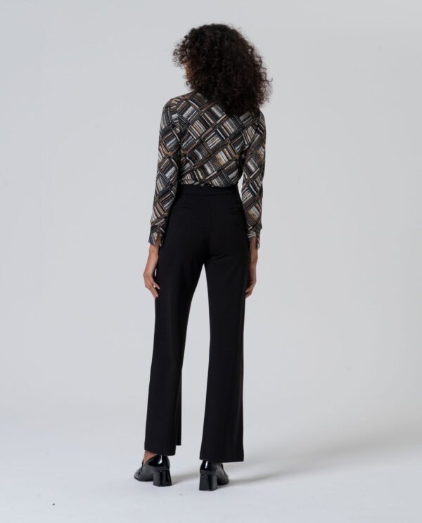 Pantalón recto. Negro - Imagen 3