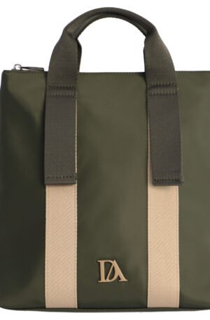 Mochila verde.