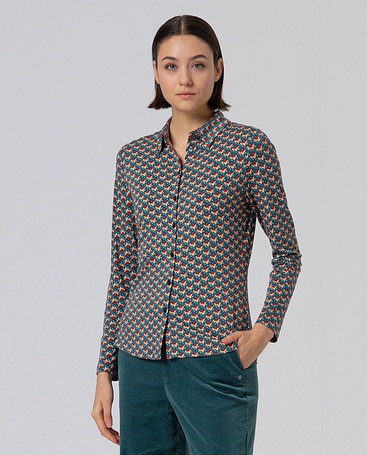 Camisa punto estampada verde. - Imagen 3