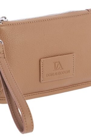 Bolso de mano tostado.