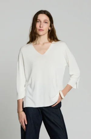 Suéter oversize crudo.
