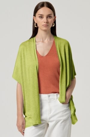 Poncho abierto brillante. Lima.