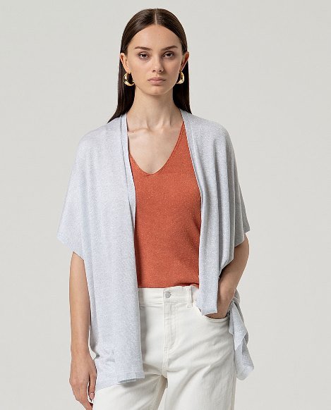 Poncho abierto brillante. Plata.