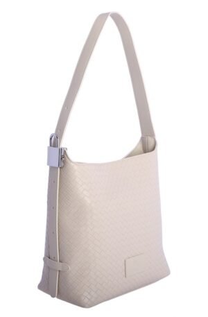 Bolso trenzado mafil.