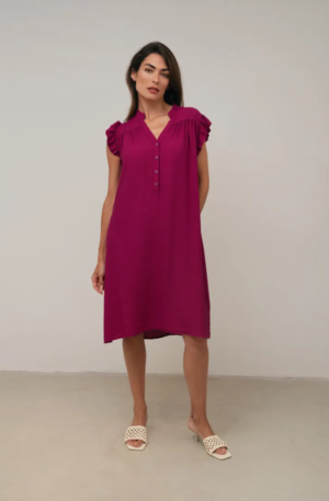 Vestido sin manga volantes.