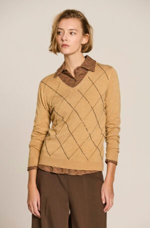 Jersey rombos camel.