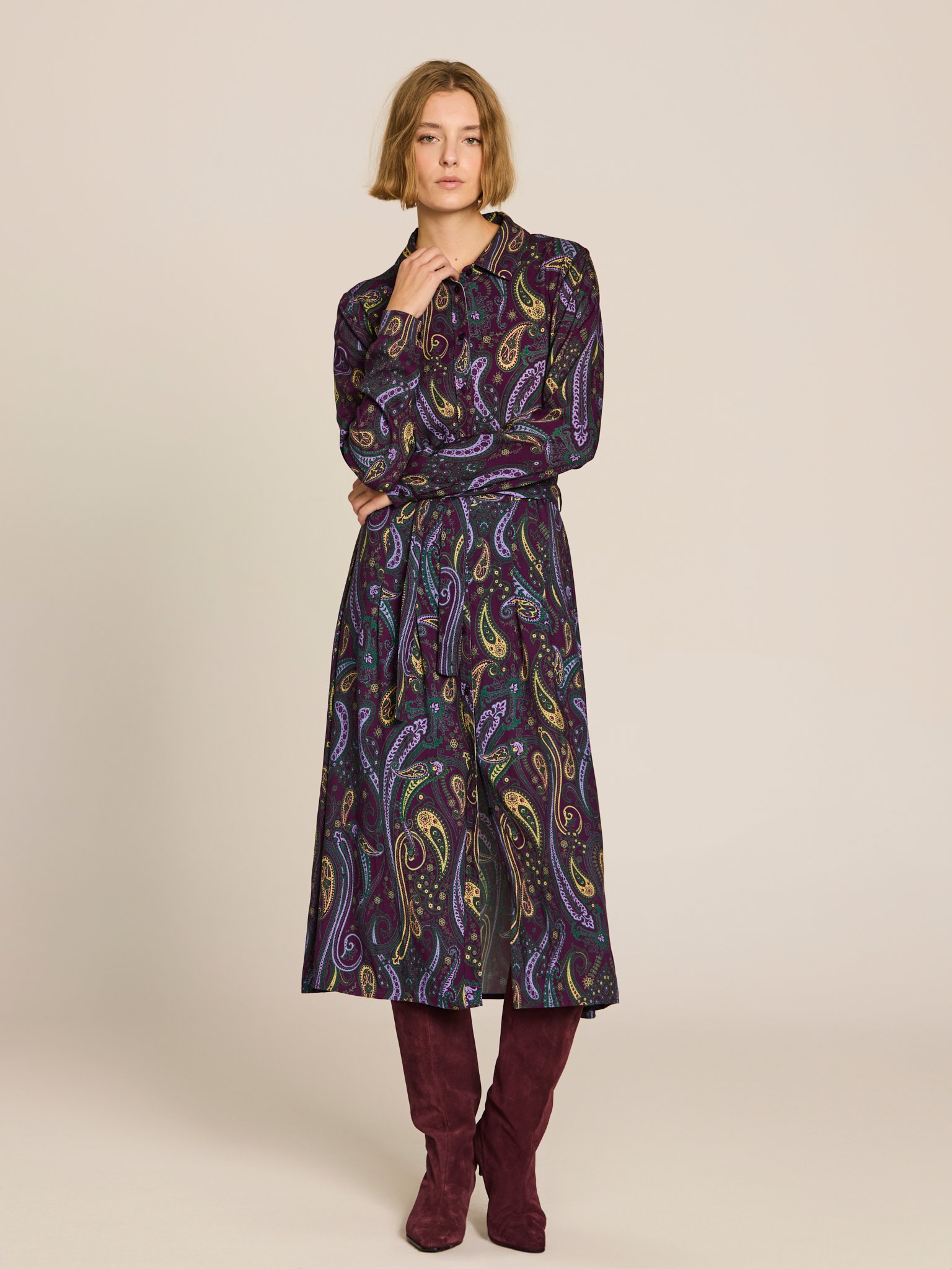 Vestido camisero estampado viscosa.