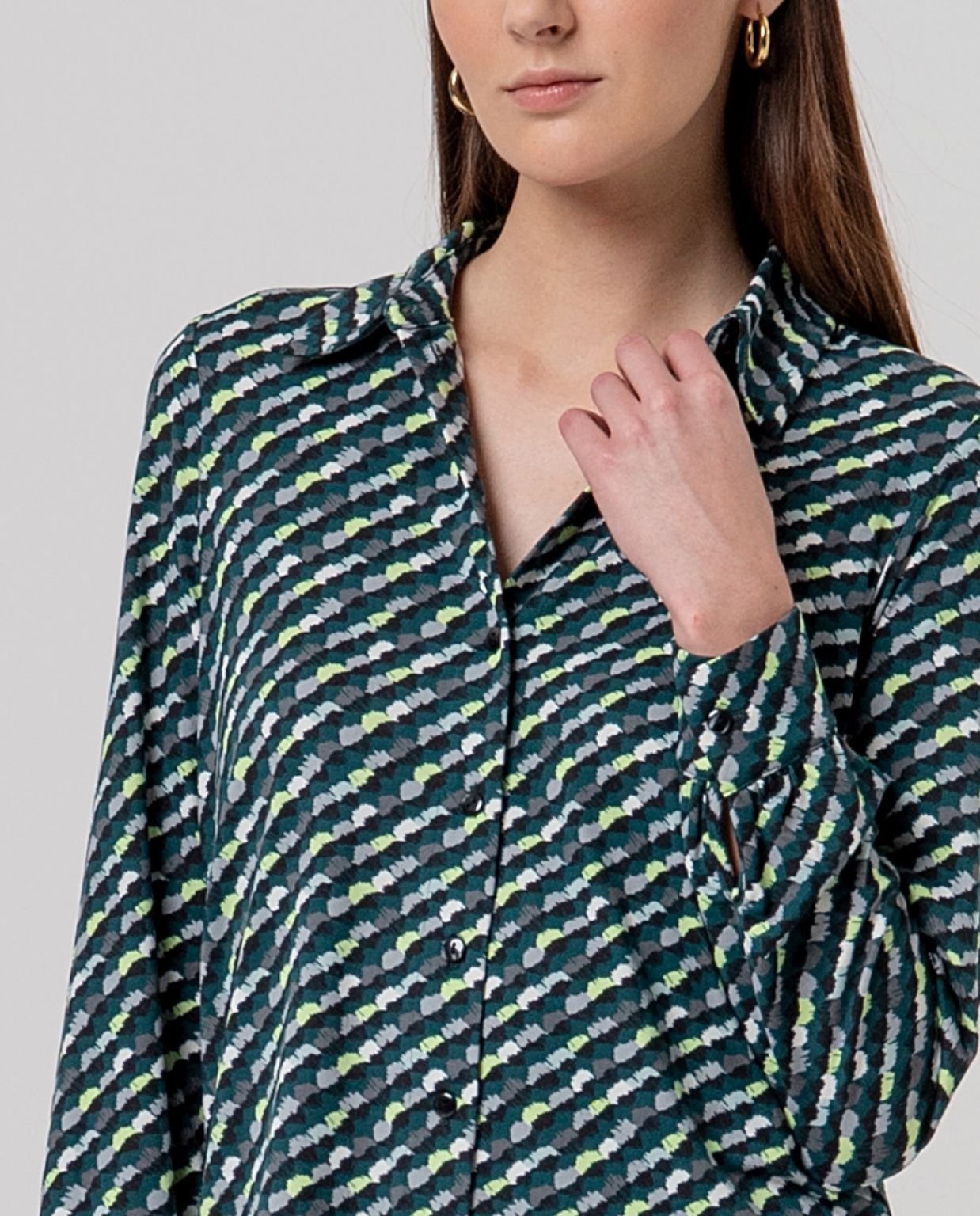 Camisa estampada ancha.Verde. - Imagen 2
