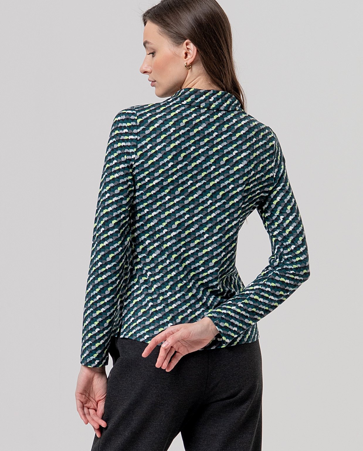 Blusa cuello solapa.Verde botella. - Imagen 3