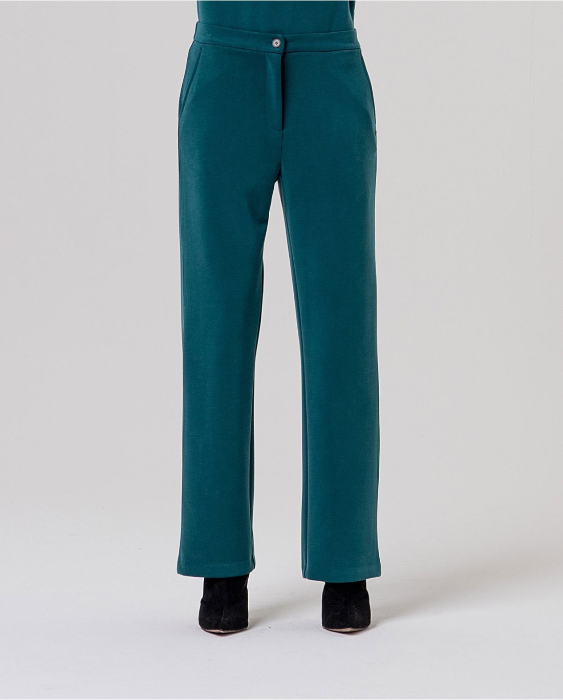 Pantalón recto. Verde botella. - Imagen 2