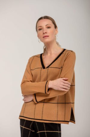 Jersey camel escote pico.
